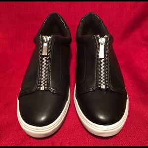 Lexi & Abbie RAVEN Zip Up Loafers